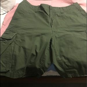 NEW green cargo shorts. Never wore